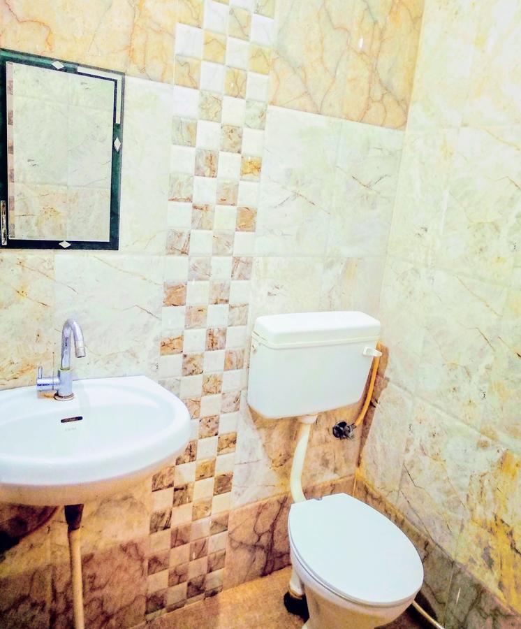 Shree Sai Paying Guest House Варанаси Екстериор снимка